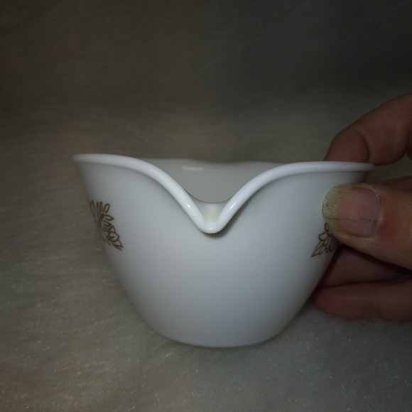 Corelle Woodland Creamer, very good condition - Picture 4 of 5
